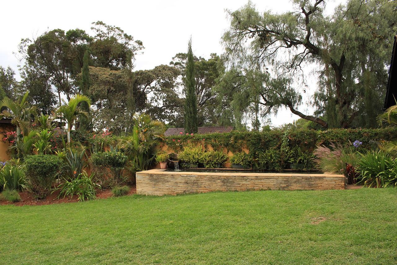 Hotel Le Rustique Nanyuki Esterno foto